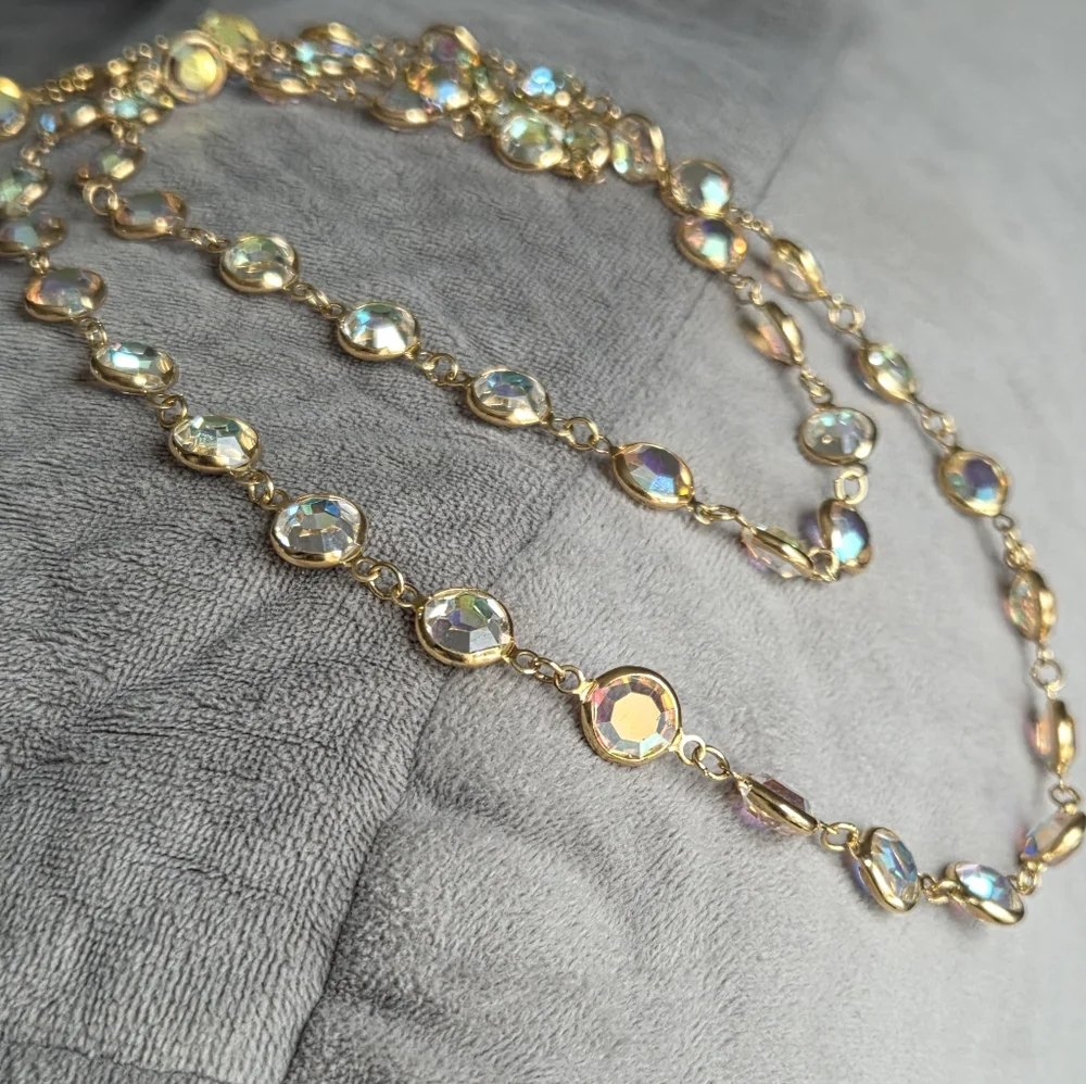 Vintage Swarovski Necklace 36 Inch bezel-set crystal Necklace - Picture 6 of 8